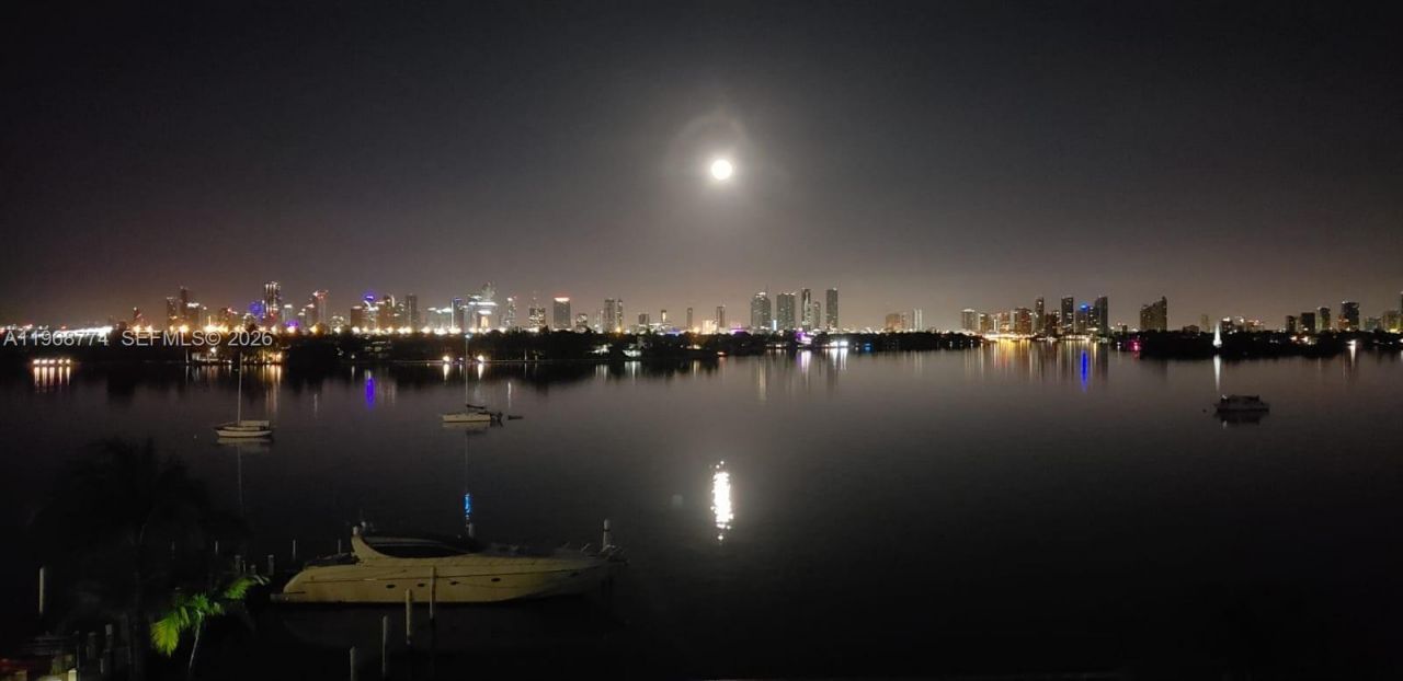 1100 West Ave , Unit 816, Miami Beach, FL 33139 Photo