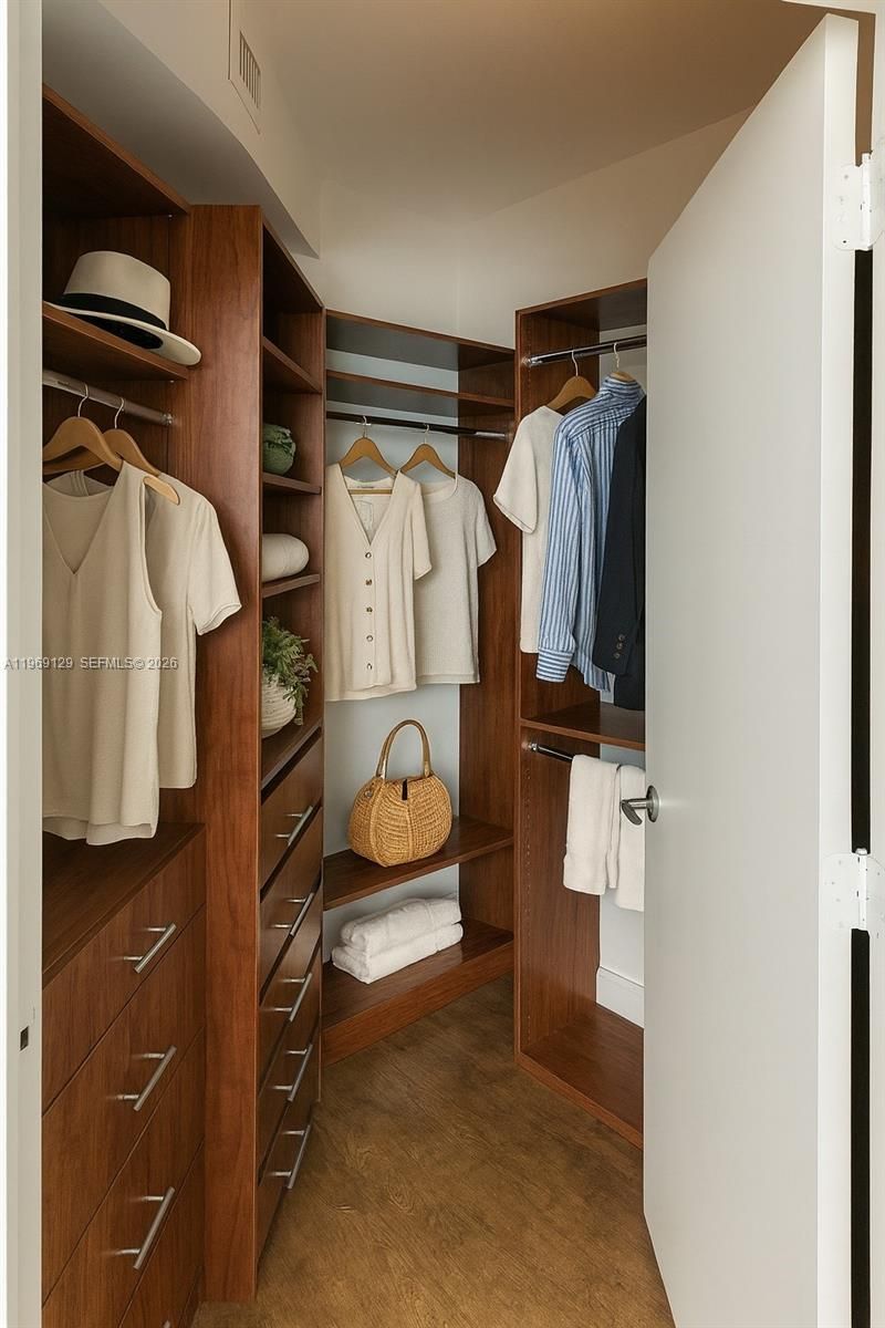 1900 N Bayshore Dr , Unit 3218, Miami, FL 33132 Photo