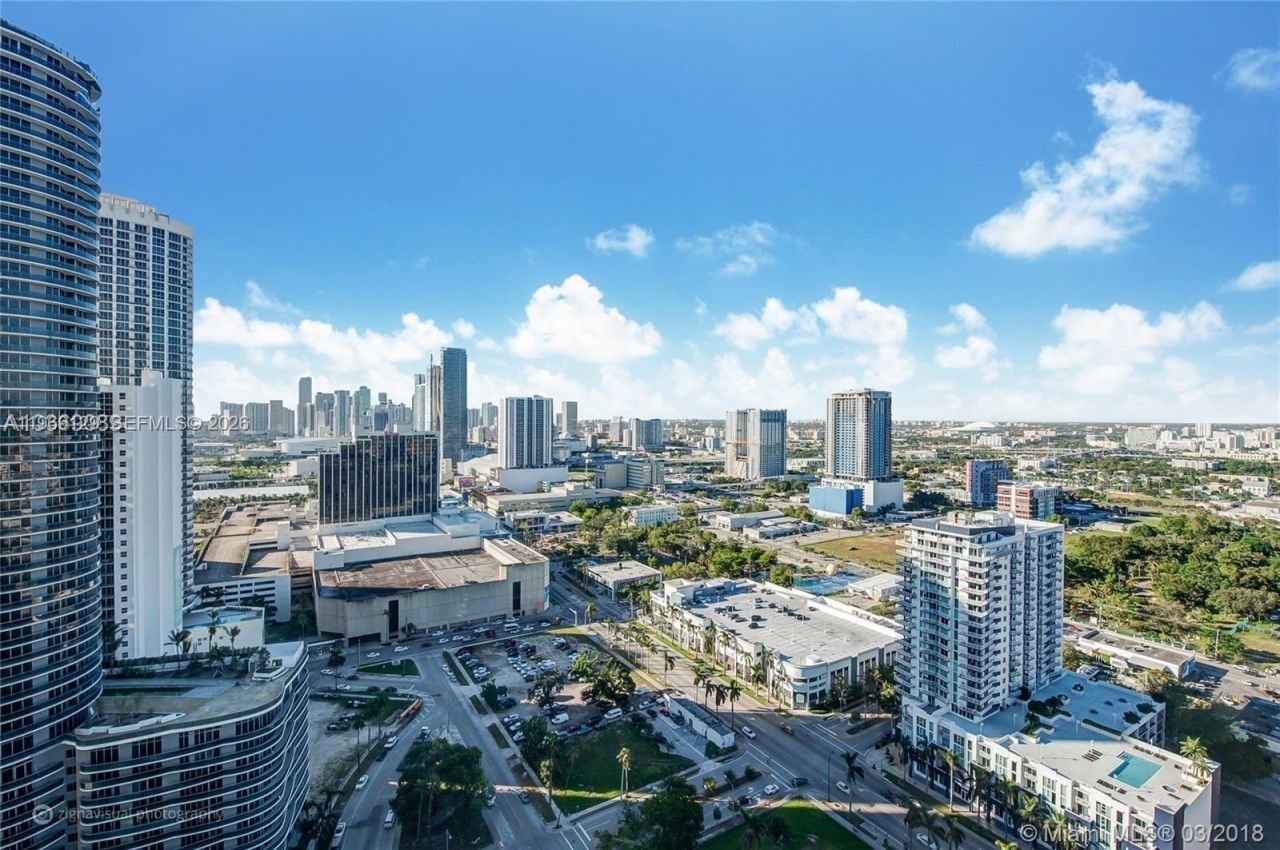 1900 N Bayshore Dr , Unit 3218, Miami, FL 33132 Photo