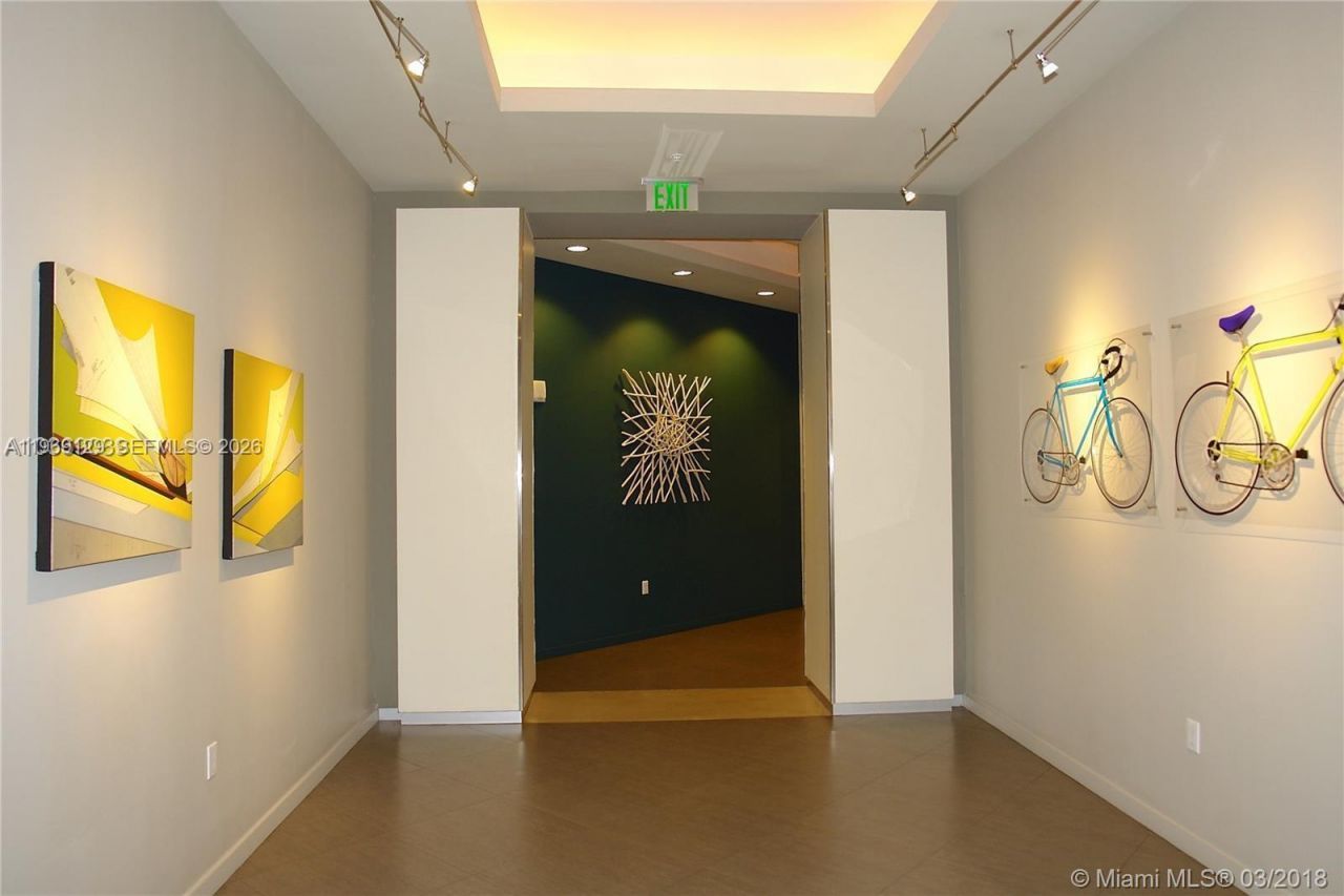 1900 N Bayshore Dr , Unit 3218, Miami, FL 33132 Photo