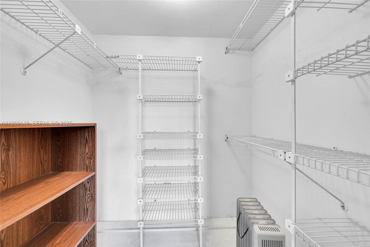 7960 N Sunrise Lakes Dr, Unit 311, Sunrise, FL 33322 Photo