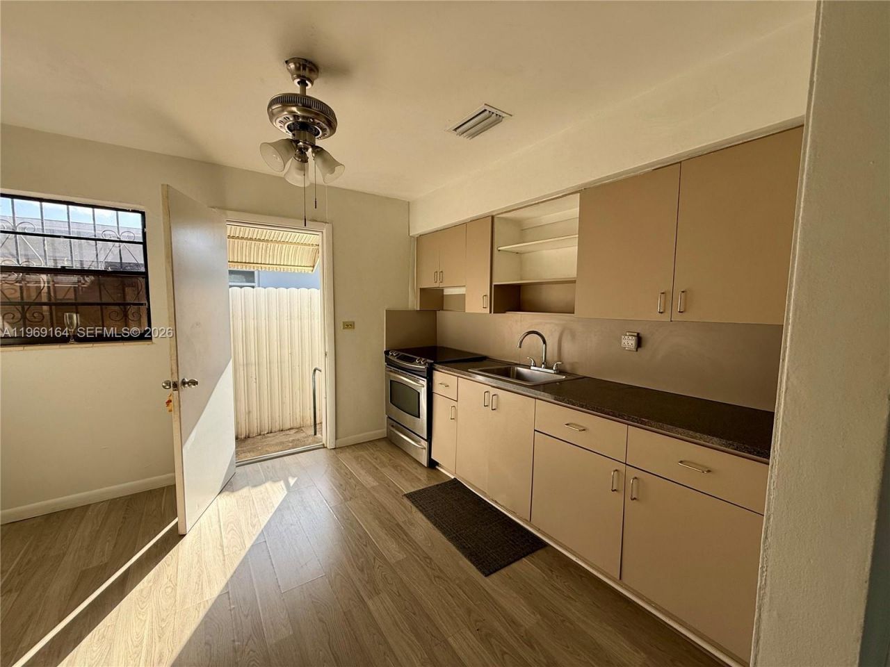 3301 NW 23rd Ave, Unit 1, Miami, FL 33142 Photo