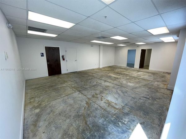 13441 NW 19th Ln, Unit 6, Sweetwater, FL 33182