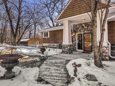 2081 Meeting Street, Wayzata, MN 55391