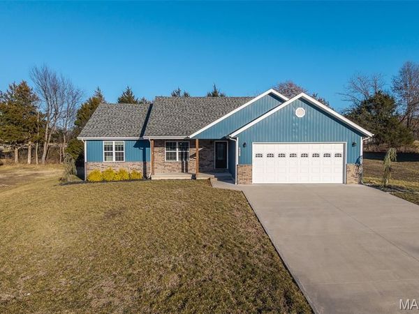 1520 Fairfield Drive , Lebanon, MO 65536