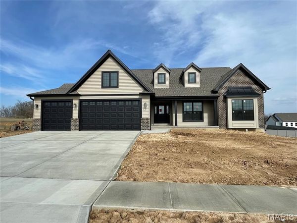 513 Clarks Crossing, Moscow Mills, MO 63362