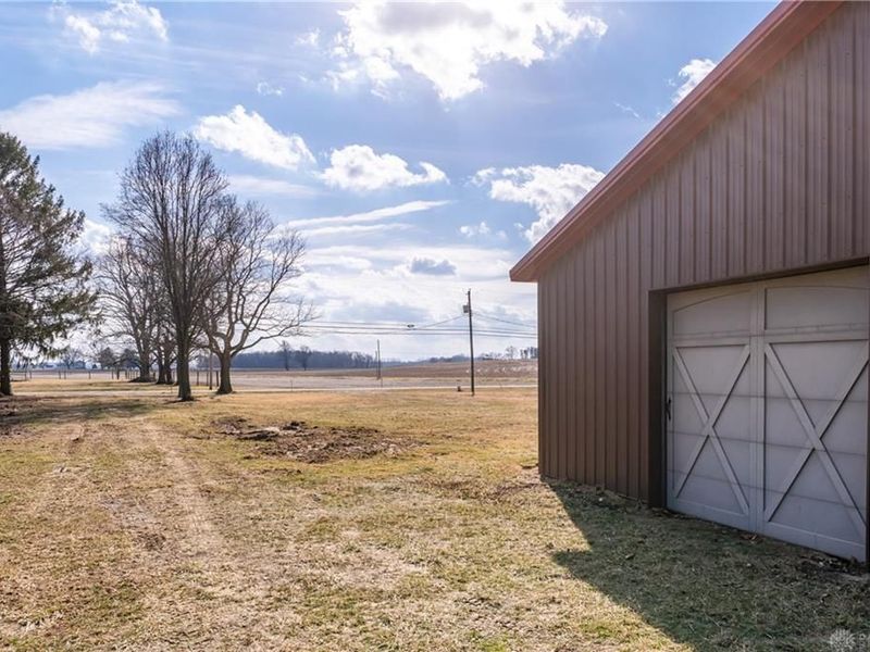 1226 E Jackson Road, Springfield, OH 45502 Photo 10