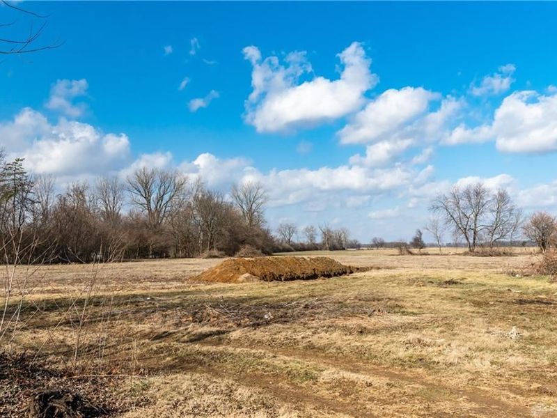 1226 E Jackson Road, Springfield, OH 45502 Photo 16