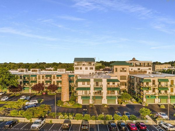 110 N Harbor, Unit 310, Grand Haven, MI 49417