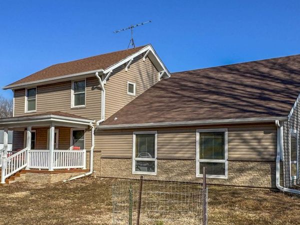 899 Wright Avenue, Dows, IA 50071