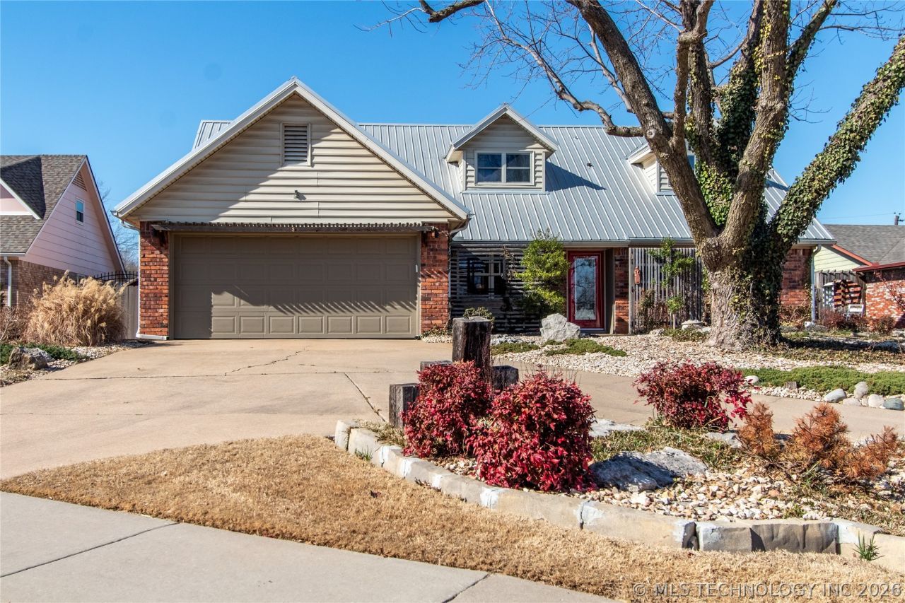 9043 E 28th Street, Tulsa, OK 74129 Main Photo