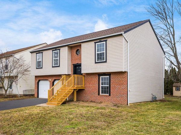 1834 Saint Lawrence Drive, Columbus, OH 43223