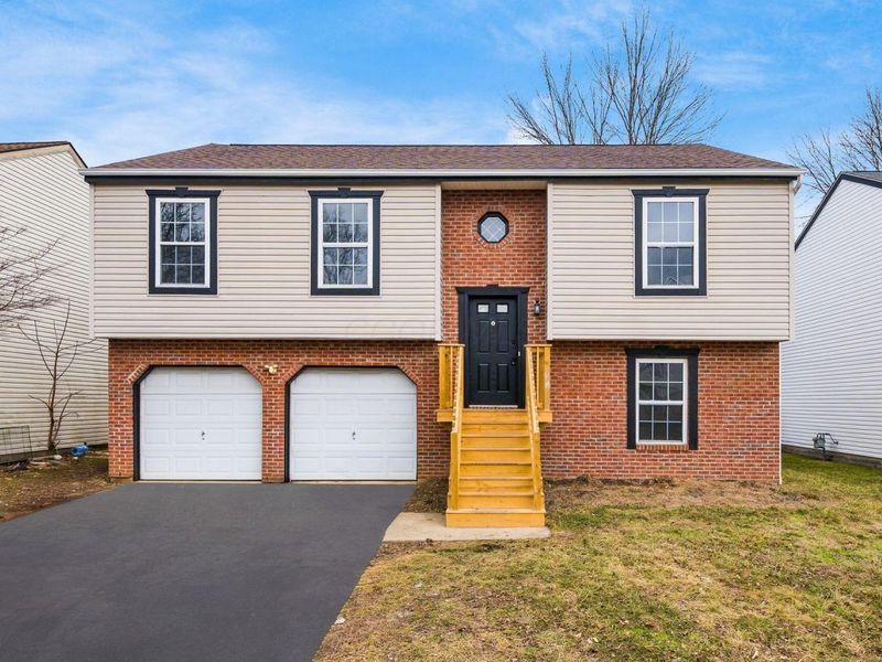 1834 Saint Lawrence Drive, Columbus, OH 43223 Photo 2