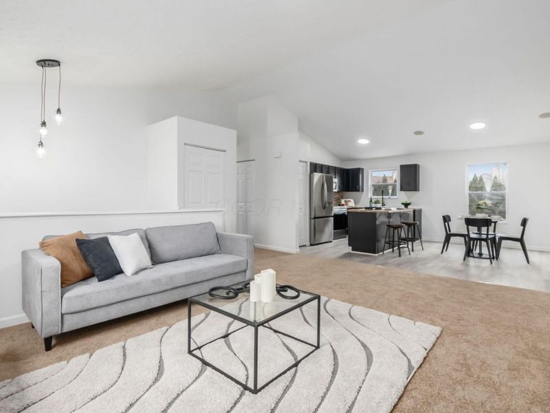 1834 Saint Lawrence Drive, Columbus, OH 43223 Photo 8