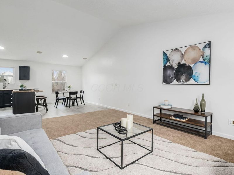 1834 Saint Lawrence Drive, Columbus, OH 43223 Photo 9