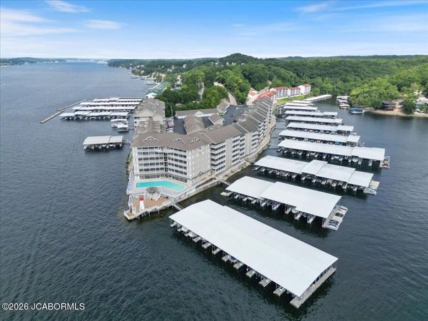 68 LIGHTHOUSE ROAD, Lake Ozark, MO 65049