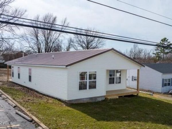 202 W CHESTNUT STREET, Fulton, MO 65251