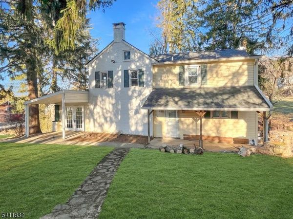 464 Buckhorn Dr, White, NJ 07823