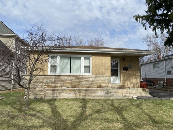 426 E Berteau Avenue, Elmhurst, IL 60126