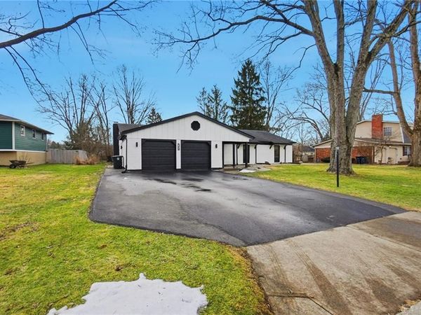 251 Glenburn Drive, Dayton, OH 45459