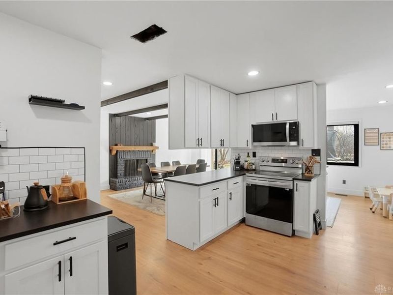 251 Glenburn Drive, Dayton, OH 45459 Photo 11