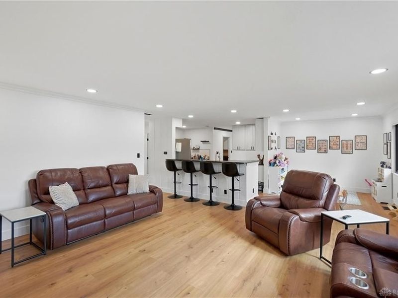 251 Glenburn Drive, Dayton, OH 45459 Photo 8