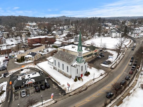 437 Main St, Southbridge, MA 01550