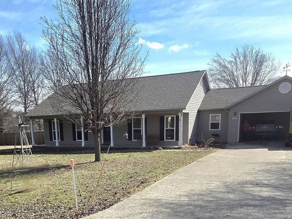 3201 McKinney Street, Mountain View, AR 72560