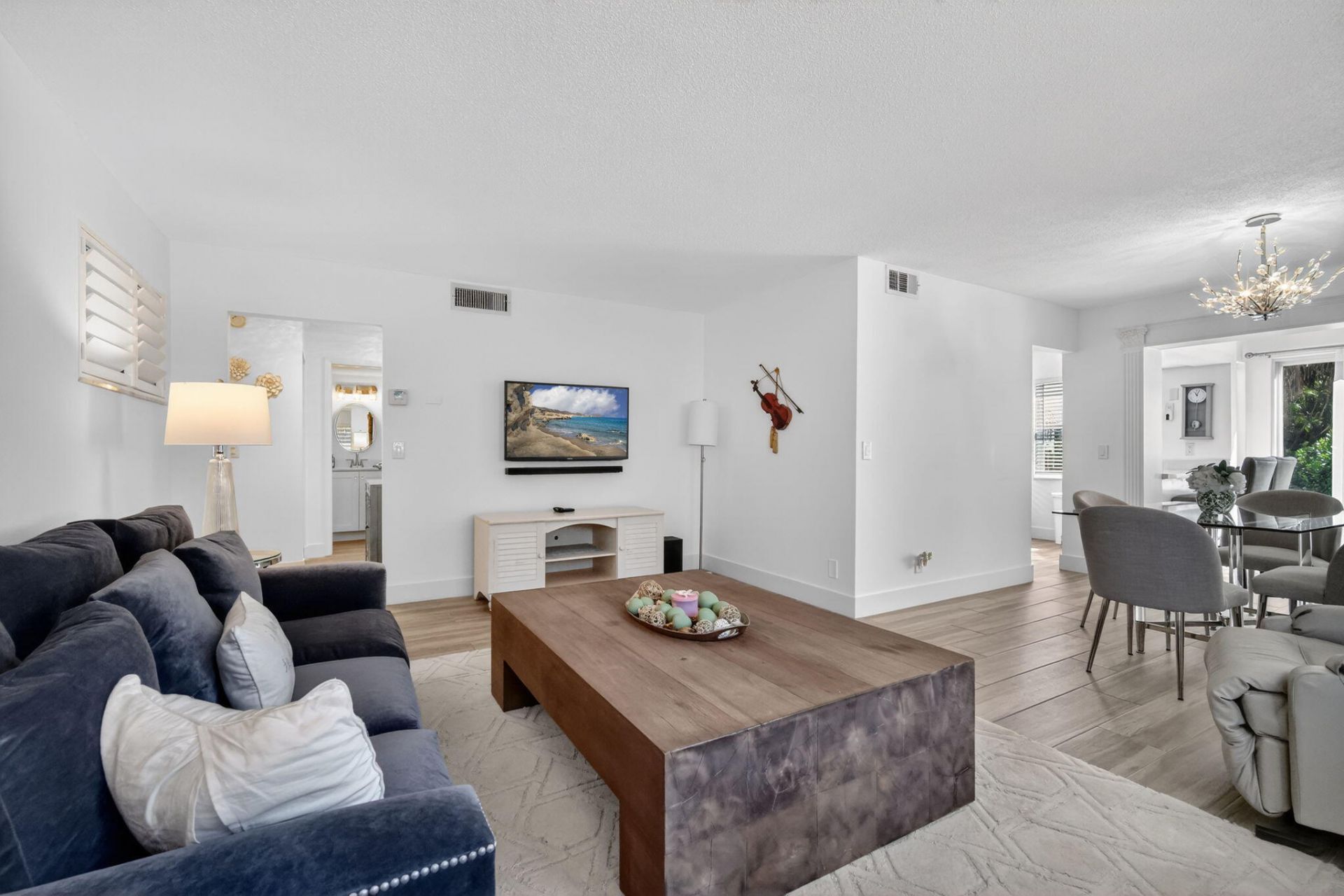 33 Colonial Club Drive, Unit 104, Boynton Beach, FL 33435 Photo