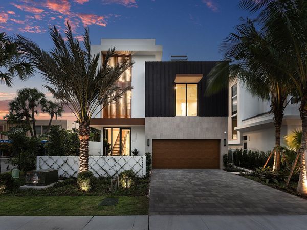 810 Palm Trail, Delray Beach, FL 33483