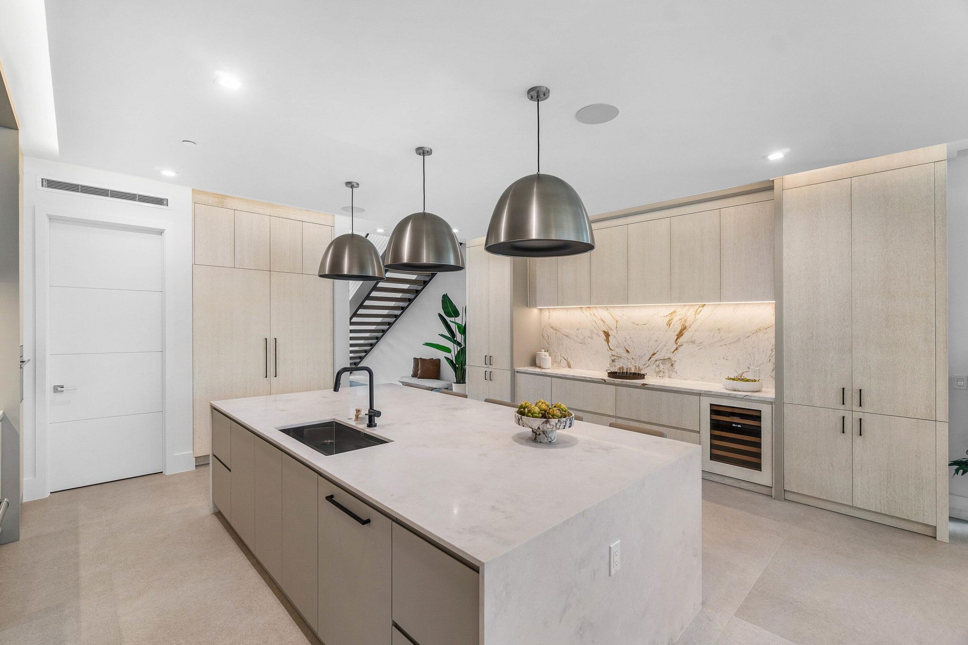 810 Palm Trail, Delray Beach, FL 33483 Photo