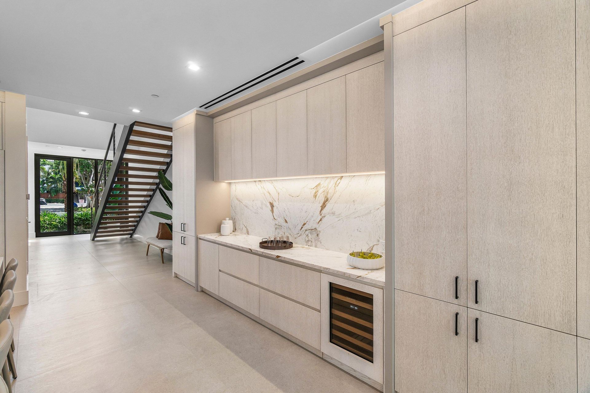 810 Palm Trail, Delray Beach, FL 33483 Photo