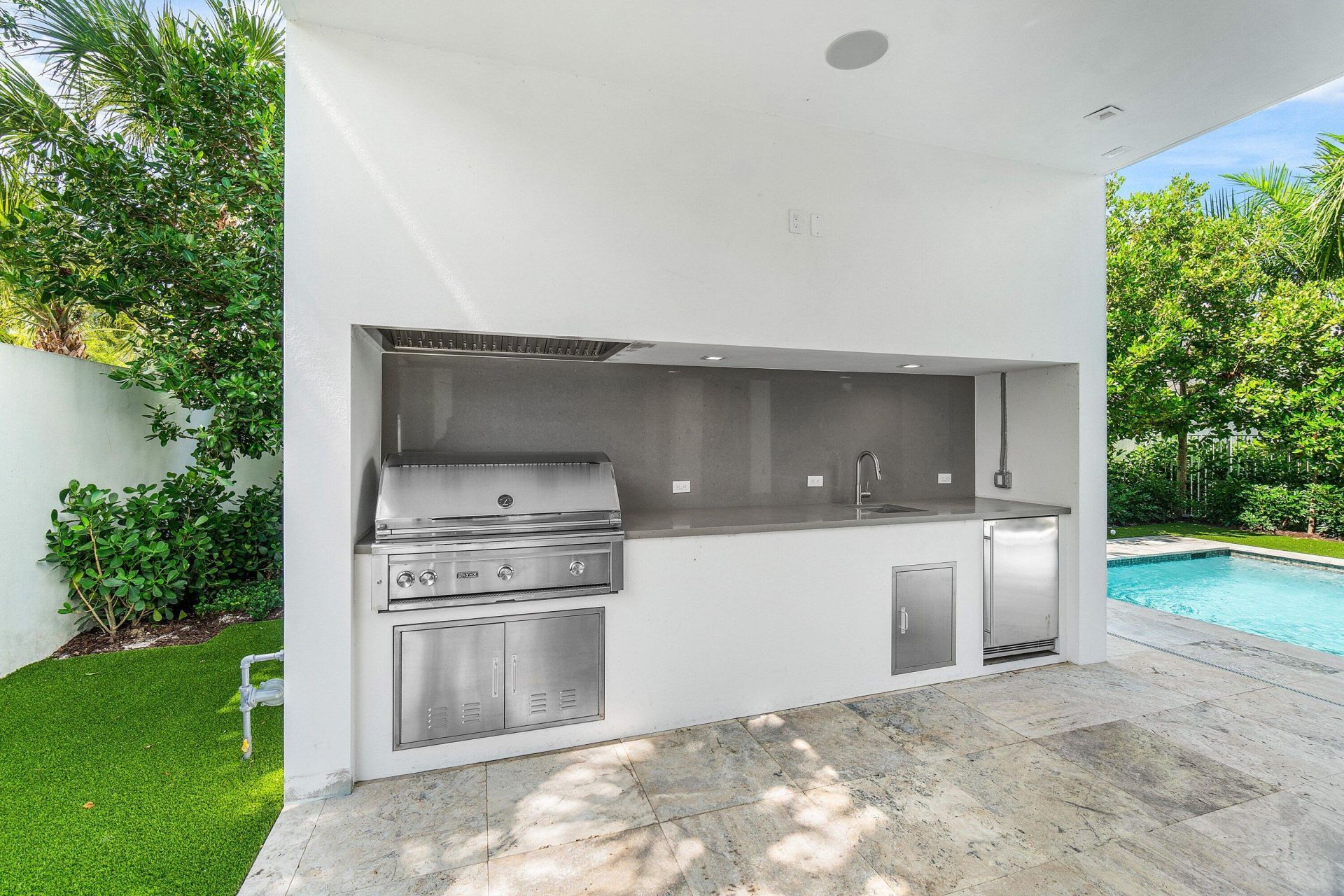 810 Palm Trail, Delray Beach, FL 33483 Photo