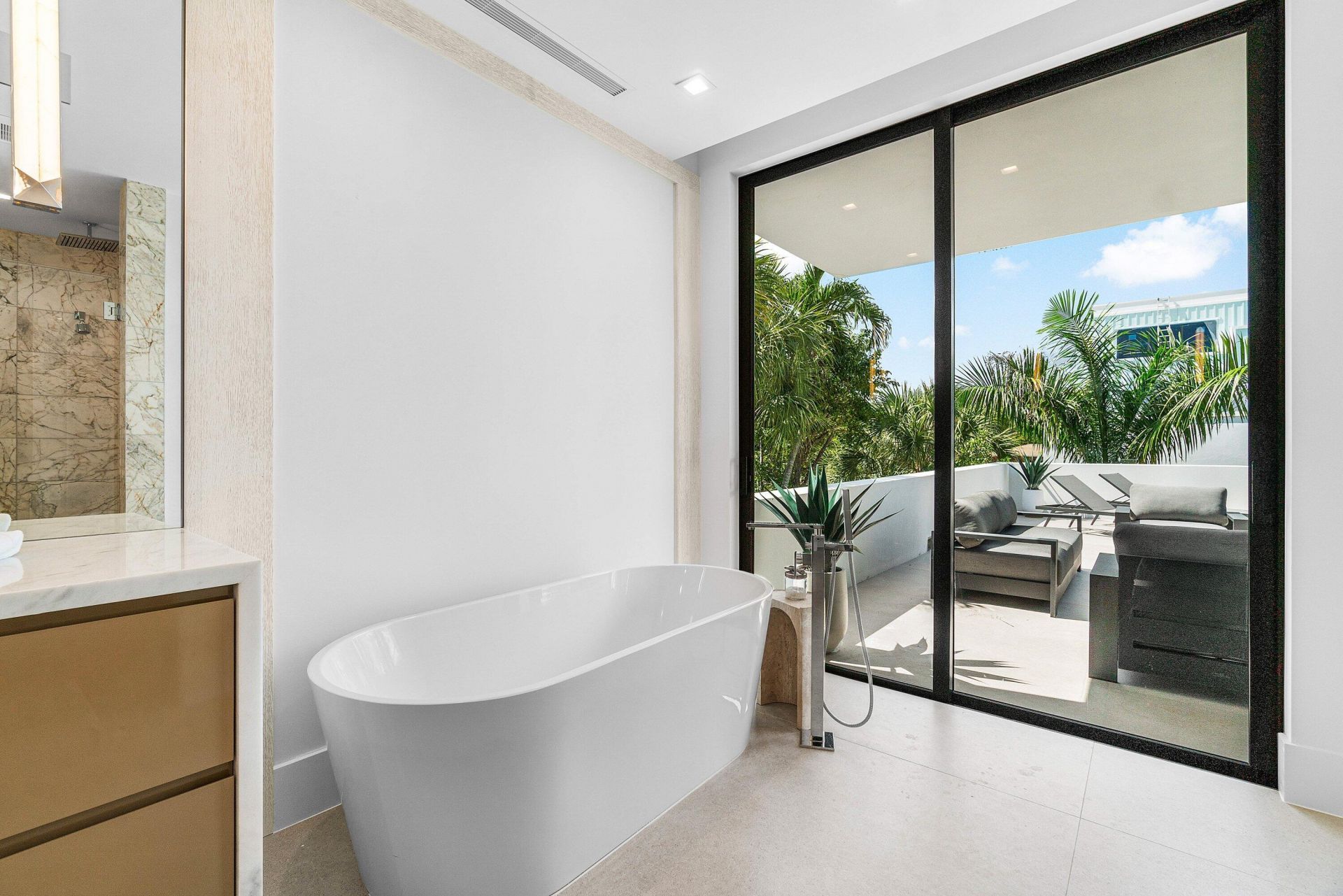 810 Palm Trail, Delray Beach, FL 33483 Photo