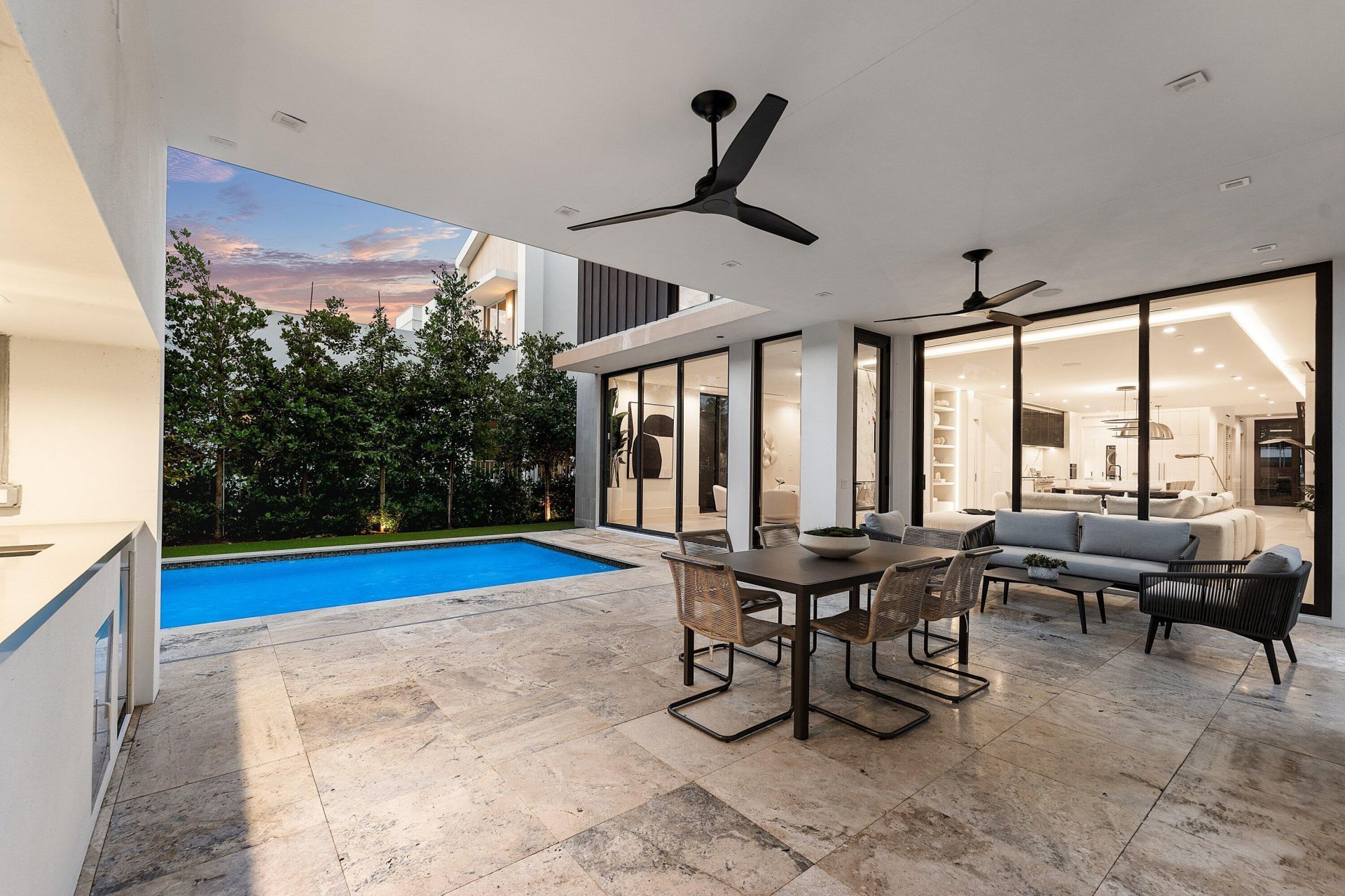 810 Palm Trail, Delray Beach, FL 33483 Photo