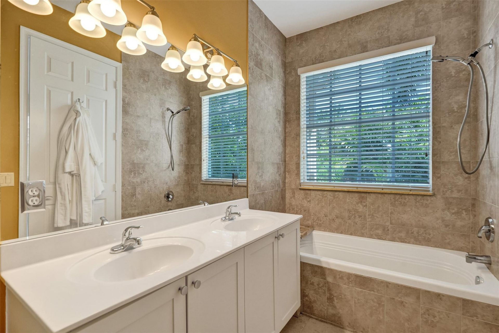 816 S Riverside Drive, Unit 816, Pompano Beach, FL 33062 Photo