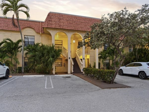 140 S Cypress Road, Unit 113, Pompano Beach, FL 33060