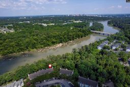 1850 Atlantic Drive photo 4