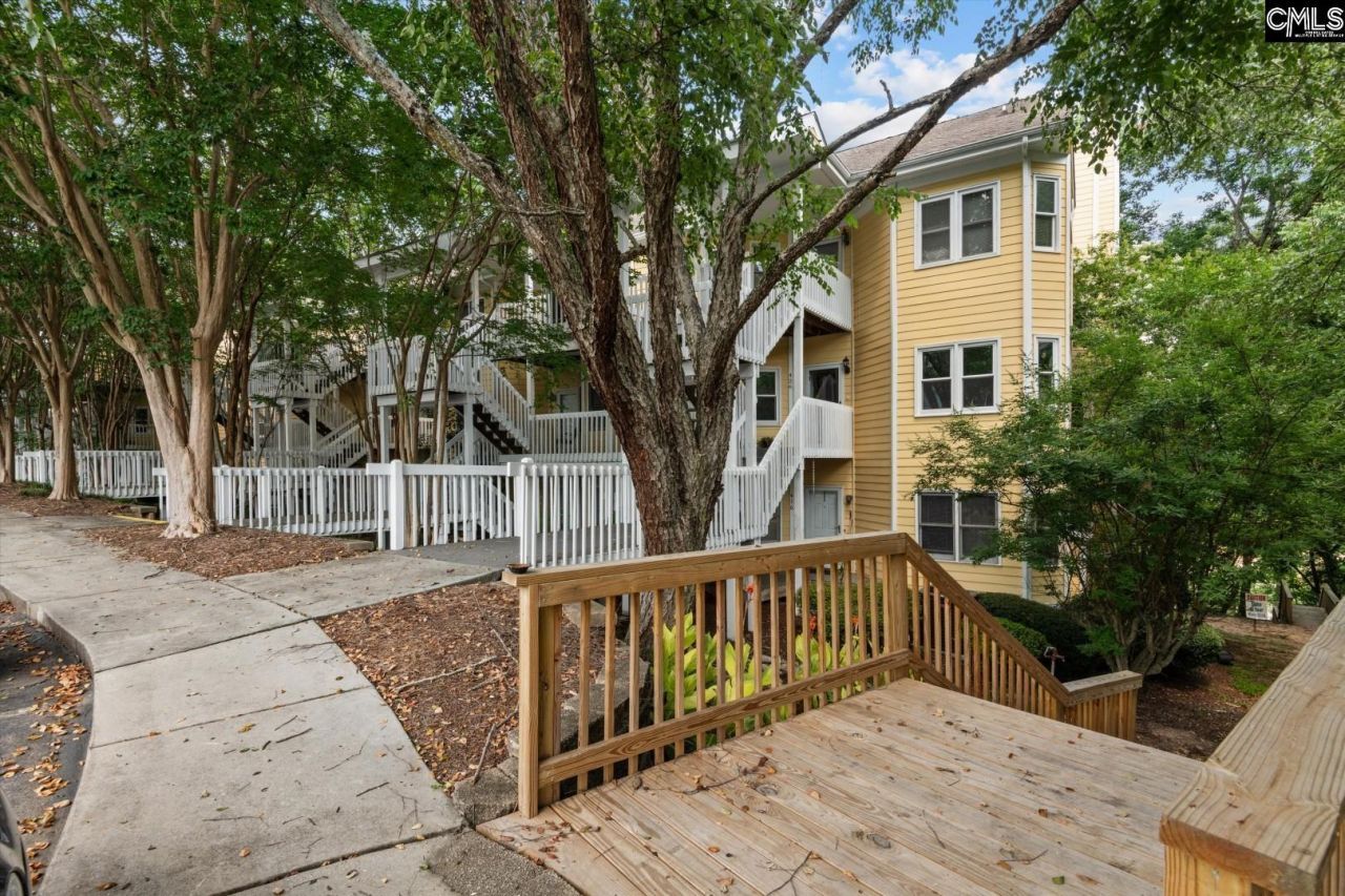 1850 Atlantic Drive Photo 37