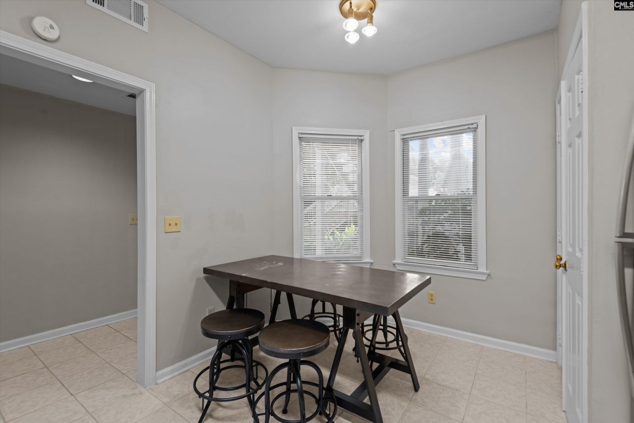 1850 Atlantic Drive Photo 8