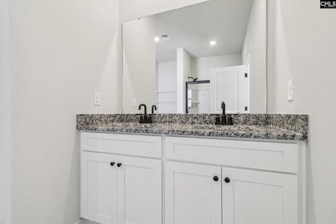 105 Sundew Road Photo 8