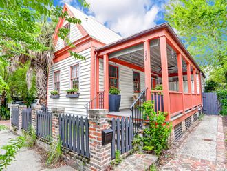 266 Ashley Avenue Charleston, SC 29403