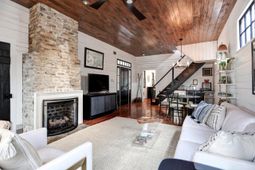 266 Ashley Avenue photo 4