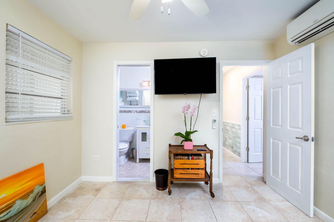 11231 2nd Ave Ocean, Marathon, FL 33050 Photo