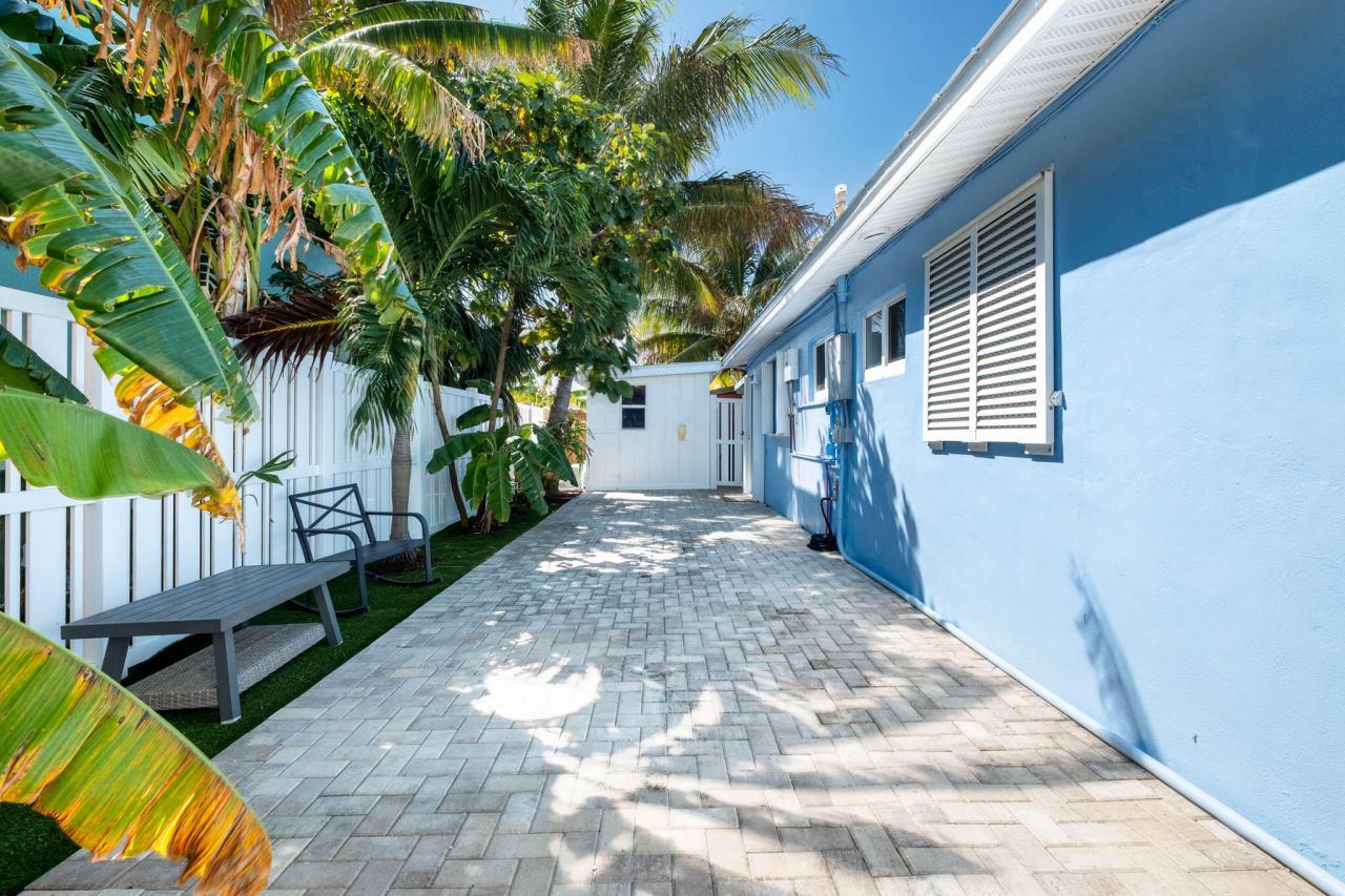 11231 2nd Ave Ocean, Marathon, FL 33050 Photo