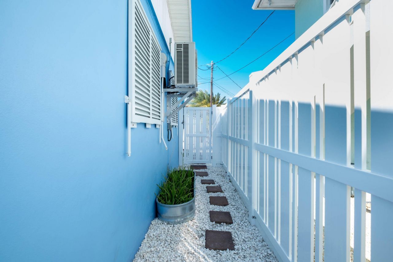 11231 2nd Ave Ocean, Marathon, FL 33050 Photo