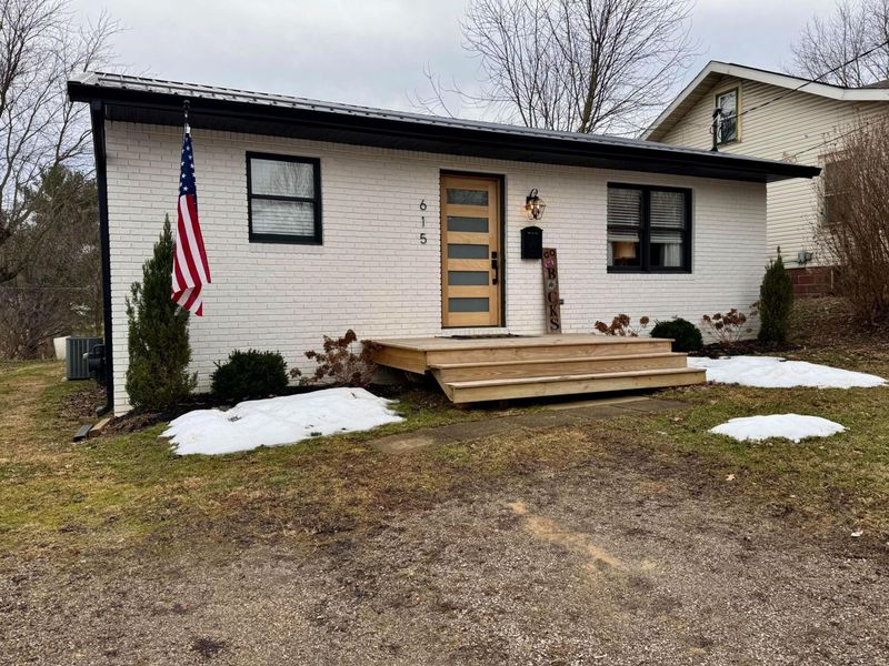 615 W Brown Street , New Lexington, OH 43764 Photo 26