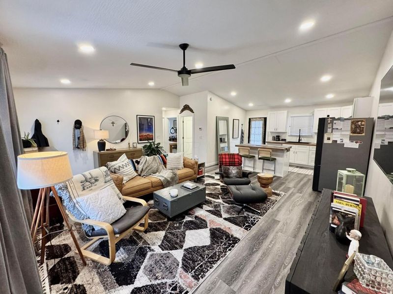 615 W Brown Street , New Lexington, OH 43764 Photo 4