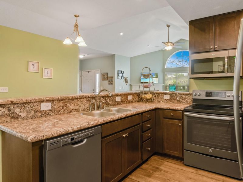 3242 Rossmore Circle, Powell, OH 43065 Photo 7