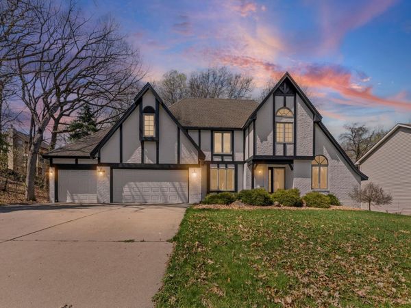 515 Marnie Street S, Maplewood, MN 55119